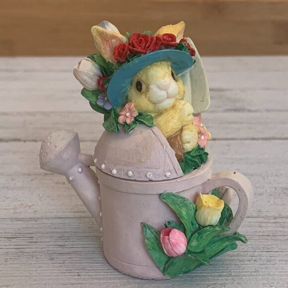 Vintage Bunny Rabbit Watering Can Lidded Trinket Box Tulips Roses Sun Bonnet Hat - Picture 6 of 16